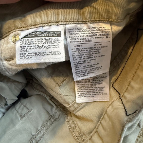 Levi's 514 Khaki Jeans - Picture 6 of 6